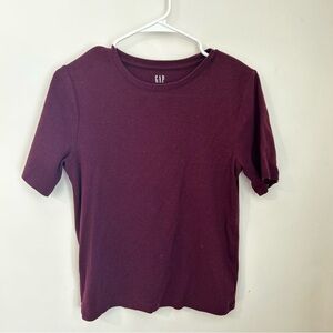 GAP Modern Crewneck Tee